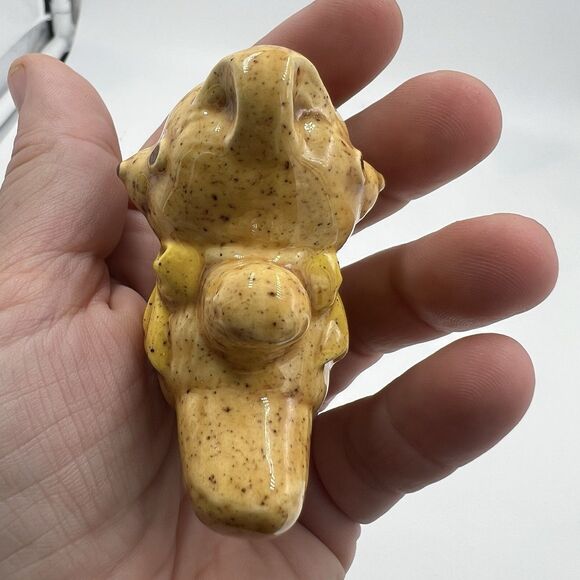 Rare Vintage Macrame Ceramic Bead Baby Bear Brown Yellow Bow Figurine Stuffy - Picture 4 of 7
